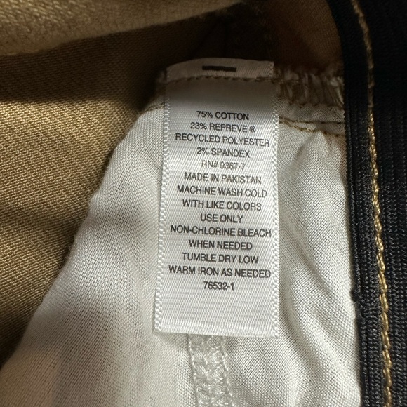 St Johns Bay Women’s Tan Hi Rise Wide Leg Jeans NWT Size 4 - Picture 4 of 13